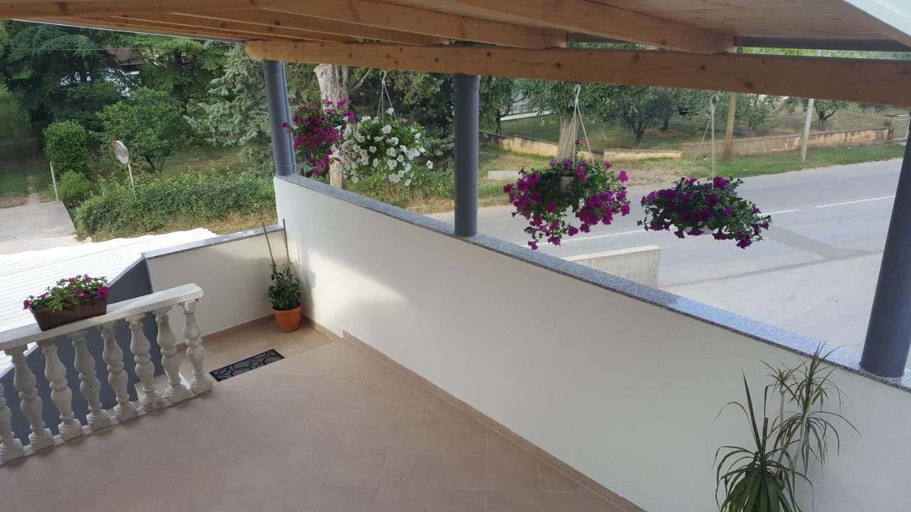 Apartman Ana Štinjan Esterno foto